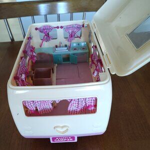 Li'l Woodzeez Camper